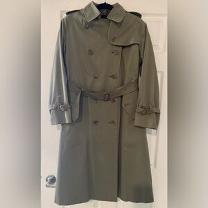 Burberrys’ Trench Coat - Olive/Khaki (8 Long)